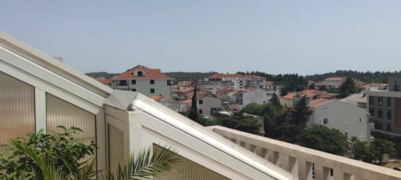 Happy Basset Terrace Makarska Exterior foto
