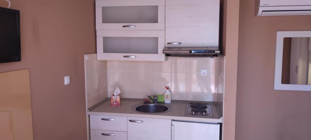Happy Basset Terrace Makarska Exterior foto